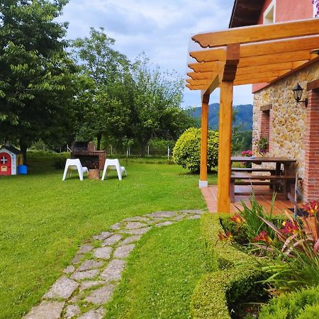 Casa Rural El Jondrigu Cangas de Onis Exterior photo